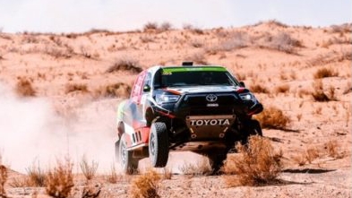 ダカールラリー