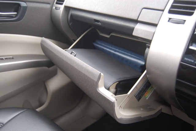 車検証が入っているのはダッシュボード