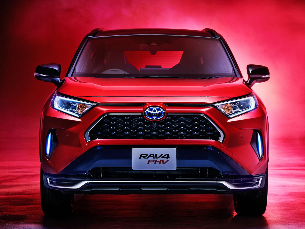 トヨタ RAV4 PHVが発売に。プラグインハイブリッドが、さらなるファン to ドライブを追求する