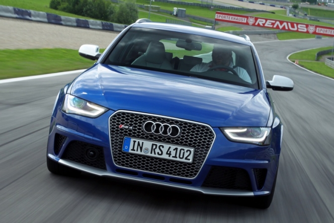 最高出力は450馬力以上！？次期アウディ RS4はどのような姿になる？