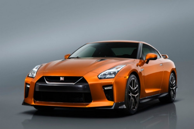 GTR、S660…CarBuzzが選ぶ象徴的な日本車5選