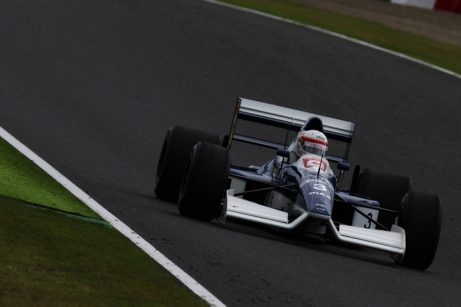 【動画】まさに神業！F1レーサーのペダルワークに注目！