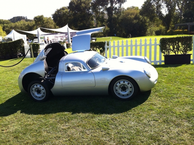 名車ポルシェ550が現代版仕様で蘇る！旧車を現代に蘇らせる"リクリエイション"の事例は？