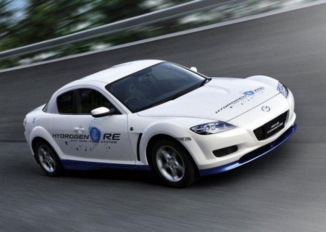 マツダのFCV、水素ロータリーエンジン(RX8)は市販化されるか？