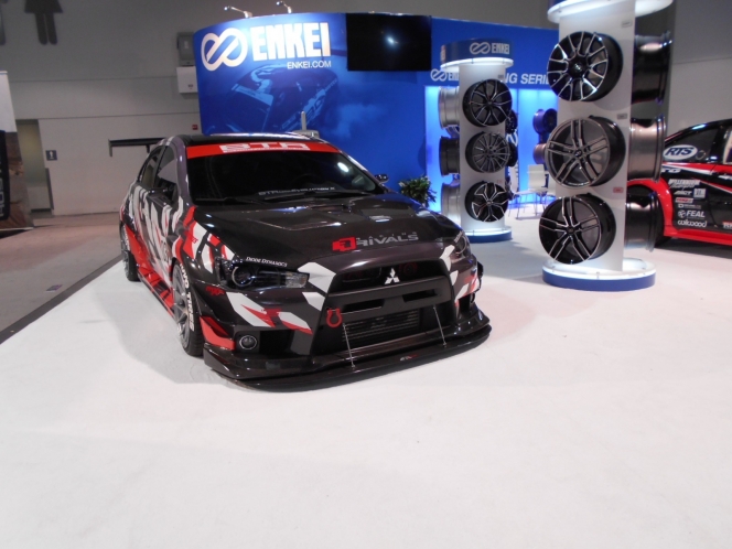 世界トップシェアを誇るアルミホイールメーカー"ENKEI"が出展したランエボⅩはどんな車？