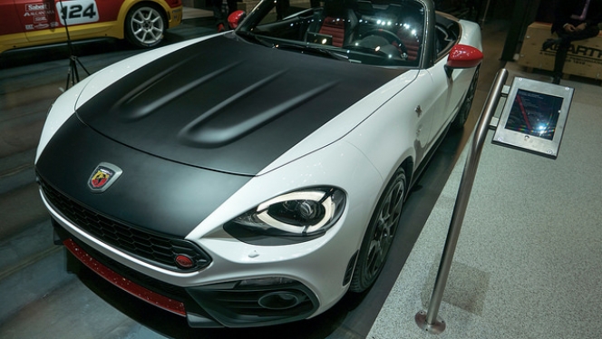 フィアット版ロードスター「124スパイダー」のアバルト仕様はどんな車なのか？