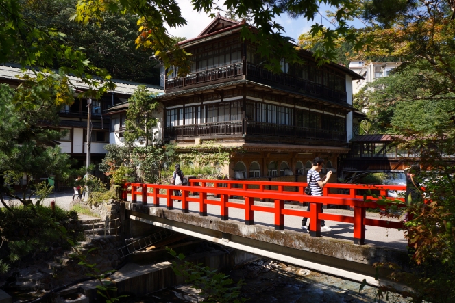 千と千尋の神隠しの世界！？日帰り入浴や混浴もある「四万温泉」のおすすめ観光スポット10選