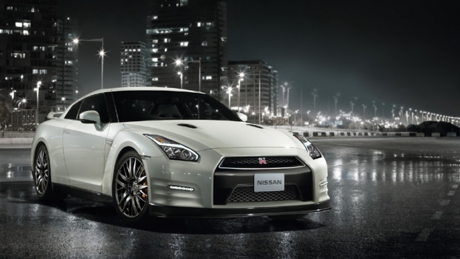 スカイラインGTRやランエボ、フェアレディZ…今の車と昔の車はどちらが好き？車種別デザイン新旧比較