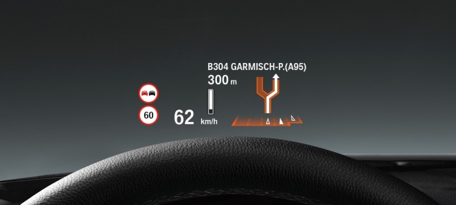 BMW 5シリーズの安全性が高すぎる！全車標準装備の機能がすごい