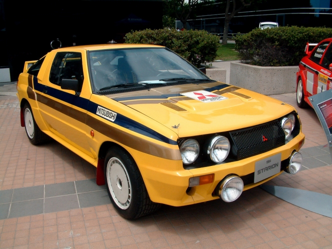 4WD車に前後のリム幅が異なるホイールの装着はNGなのか？