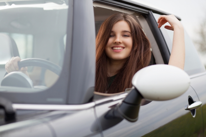 若者は車に触れないことで損してる？！車を知れば、欲しくなる！