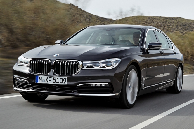 新素材で130kg軽量化…BMW 7シリーズに適応されたCFRPとは？