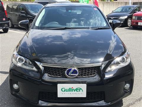 高級車・高性能・低燃費！レクサス CTとはどんな車？