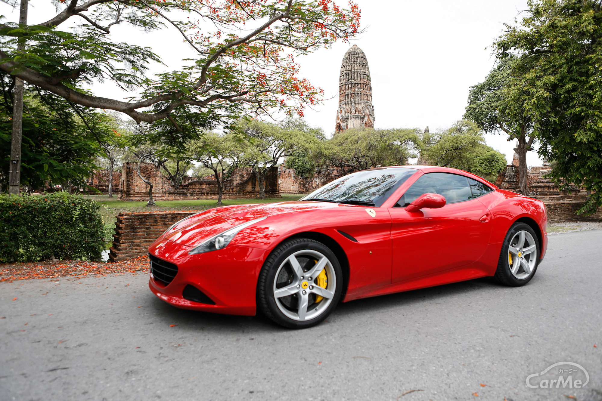 究極のオープンスポーツ！フェラーリ カリフォルニアTのスペックと中古価格は？