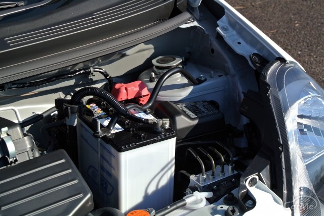 車のバッテリー交換を自分でやってみよう！