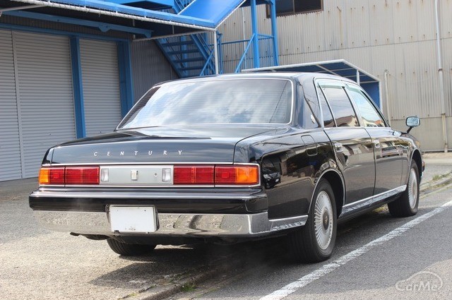 100万円以下のものも？V12搭載のセンチュリーはどれくらい安く買うことが可能か？