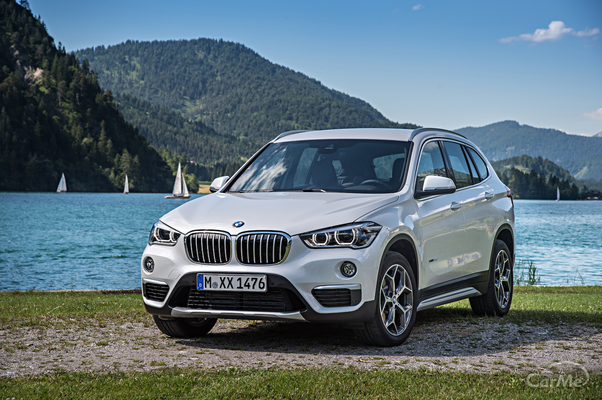 同一プラットフォームを採用！ MINIクロスオーバーとBMW X1。どっちを買う？