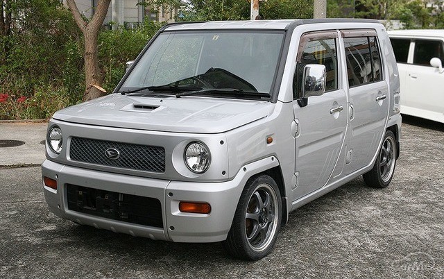 男性器や全裸など! 世界が驚く日本の変な車種名7選