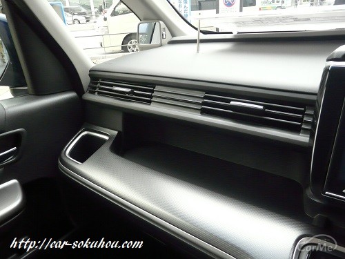 家族で乗っても車内は広々！　新型ステップワゴンスパーダの内装画像レビュー