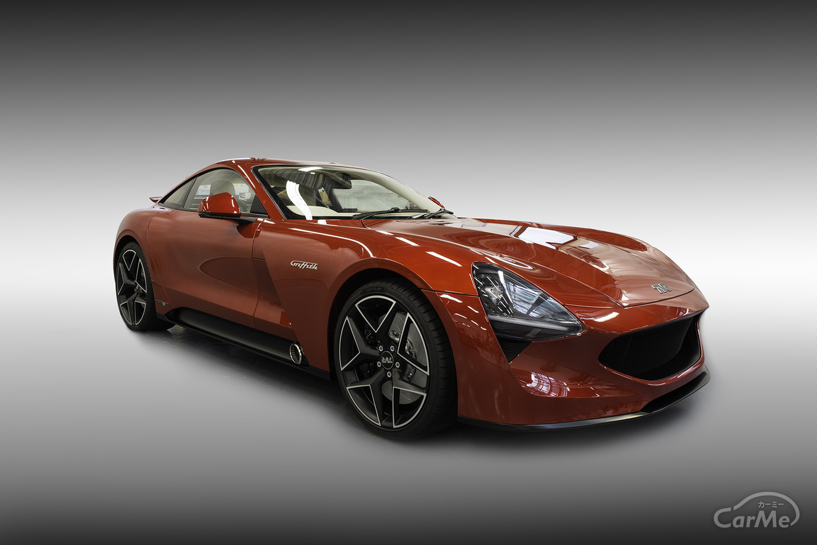 500馬力クラス、約1,300万円！TVRのグリフィスってどんな車？