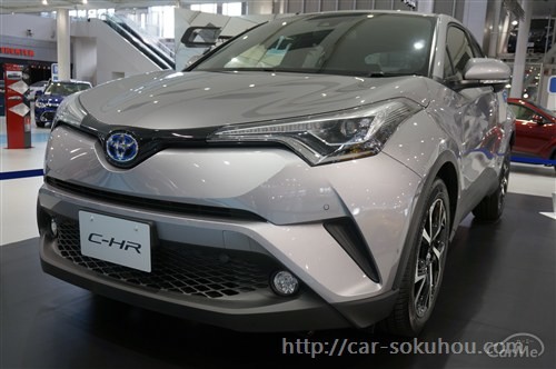 トヨタCHR/C-HRのレザーシート【標準装備との違いを実車画像で比較】
