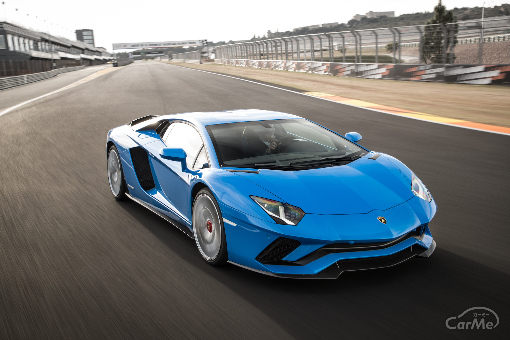 最新モデル派？旧車派？あなたが人生最後に乗りたい車はなんですか？