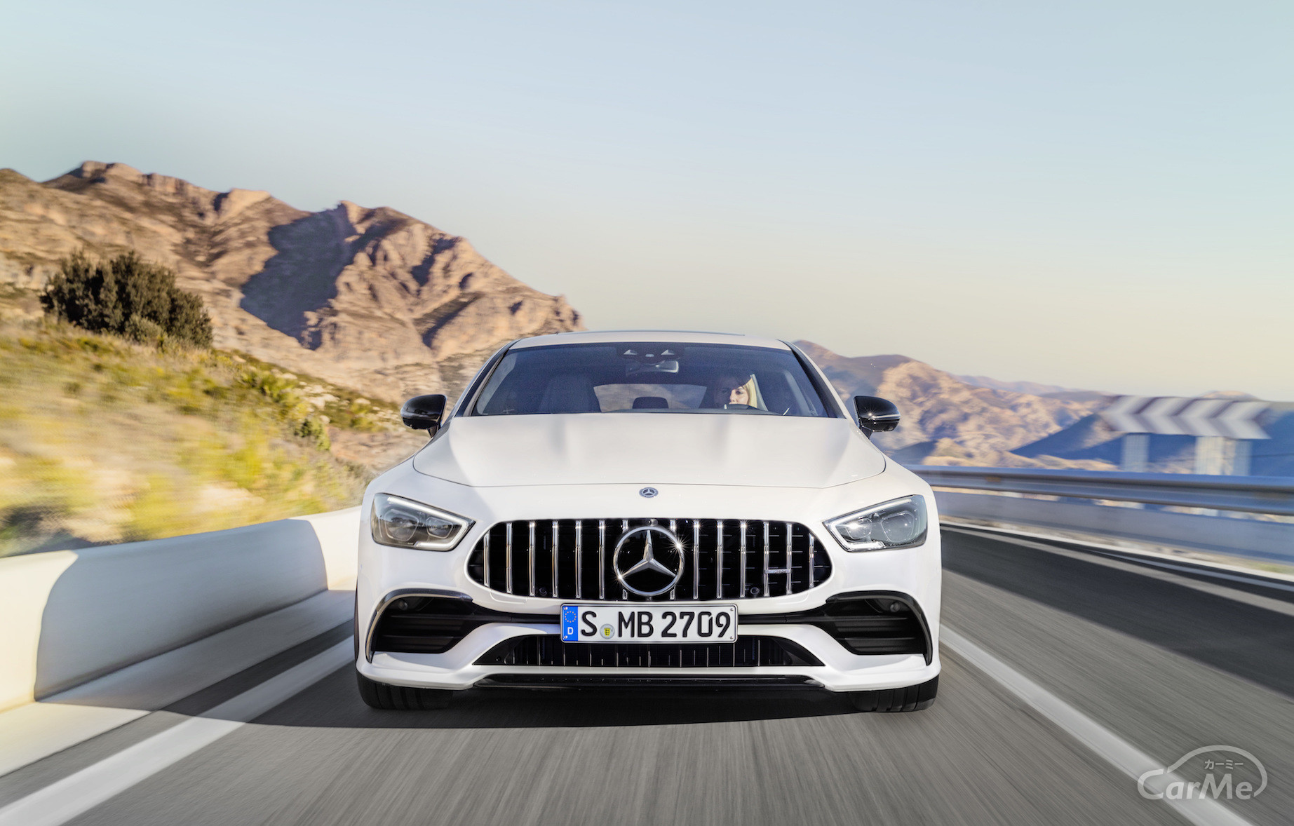 メルセデスAMG GTに4ドアクーペが登場！ライバルは、パナメーラ？