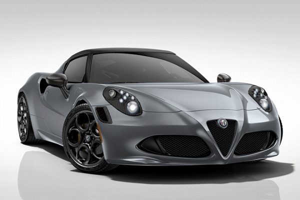 アルファロメオに特別仕様車「4C／4Cスパイダー107thエディション」が登場。価格は1,070万円