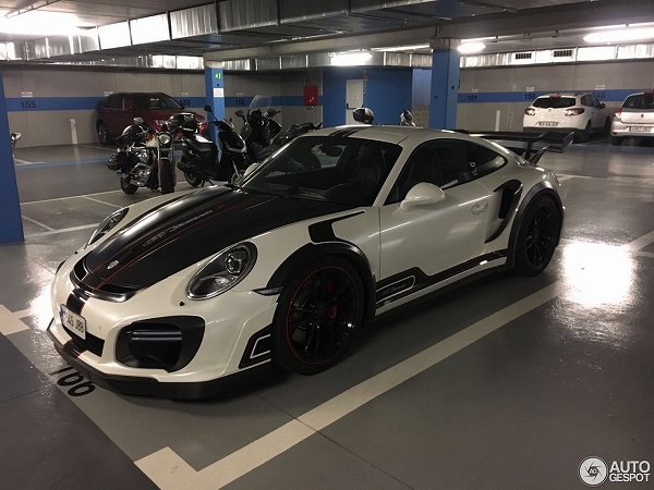 テックアート最強のチューニングモデル、ポルシェ「911GT StreetR」が目撃に