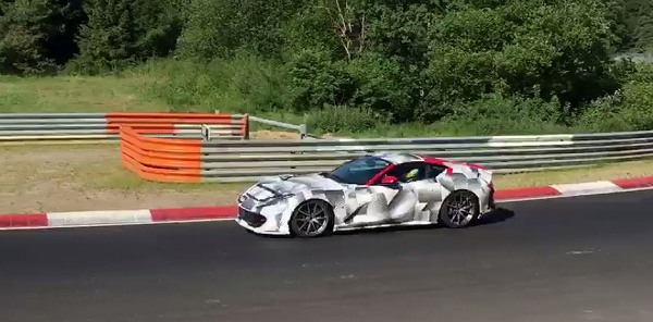 早くも登場？フェラーリ「812スーパーファスト」の新グレードはハイブリッドモデル？【動画有】
