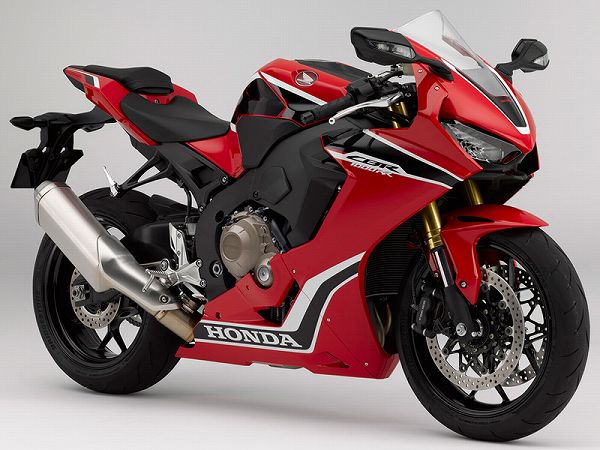 ホンダ・大型スーパースポーツ「CBR1000RR」がリコール。タンクキャップ不具合でオイル漏れの危険性有