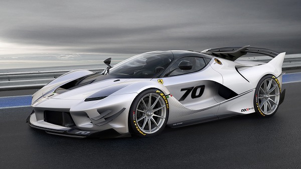フェラーリ「FXX K Evo」が遂に公開。「FXX K」比23％、「ラ・フェラーリ」比75％のダウンフォースを発生