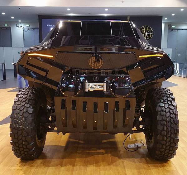 究極のオフロード6x6モデル「デヴェル60」のライバルはメルセデスベンツAMG「G63 6x6」【動画有】