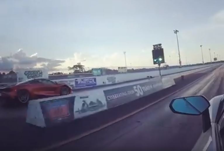 衝撃的過ぎる。ドラッグレースにて、マクラーレン「720S」がランボルギーニ「アヴェンタドールSV」を一瞬で置き去りに【動画有】
