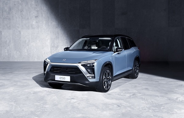 ライバルは「ウルス」？中国メーカ・NIOが650馬力のEV SUV「ES8」を発表【動画有】
