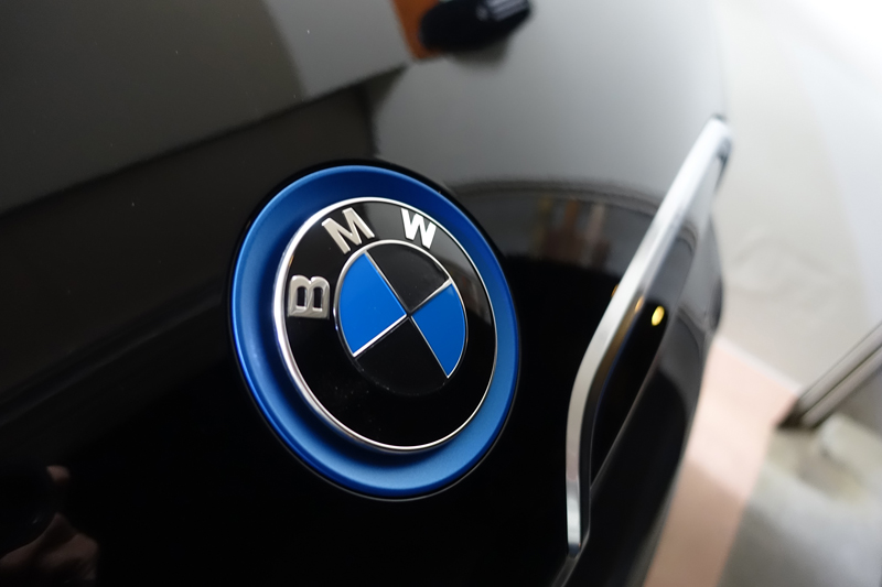 BMW i3の売却価格は下落の一途。現在190万円、1年あたり178万円下がっている計算に