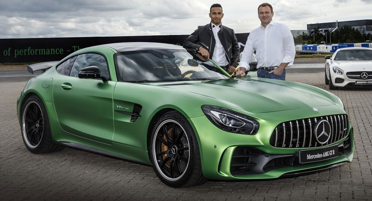 AMG GT Rに50周年記念モデル追加？ハミルトンが開発に参加との噂も