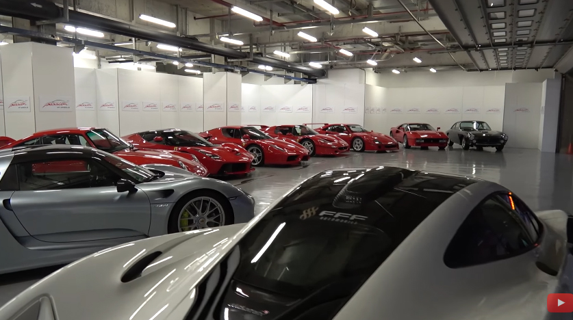 フェラーリ5大スペチアーレ、20台以上のハイパーカーを収めるガレージが動画で公開
