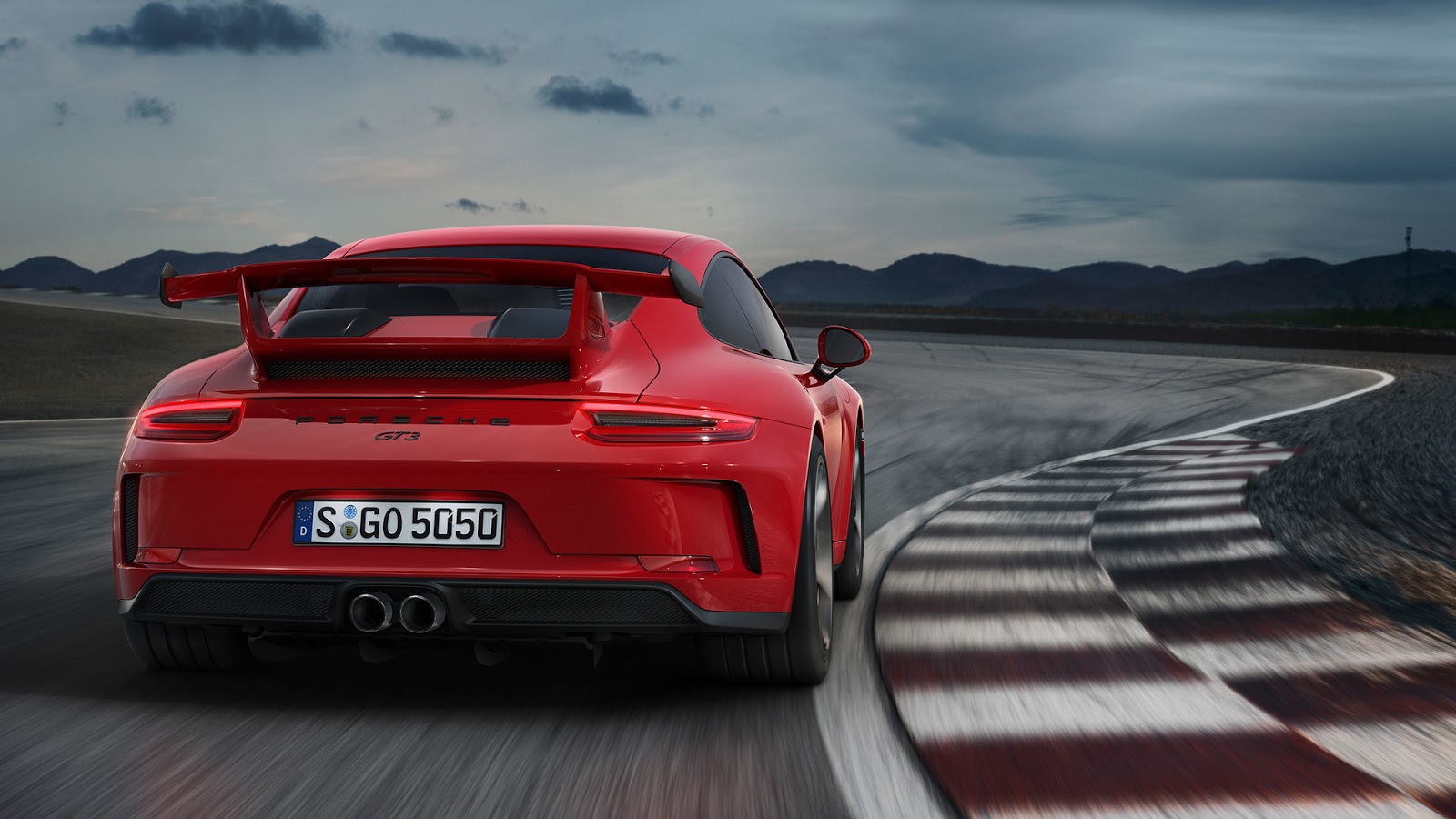 ポルシェ911GT3のMTはPDKと「価格が同じ」。どうなる911Rの中古相場？