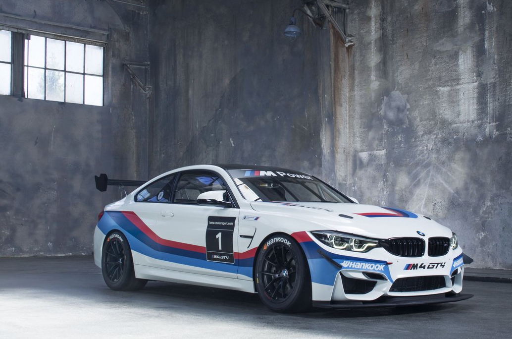 BMWが新型「M4 GT4」発表。競技専用、サーキットに応じて出力特性変更可能