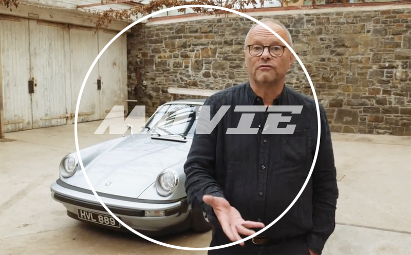 「このポルシェ911な、EVなんよ」。1979年製911にテスラのバッテリーを移植しEV化した男が登場