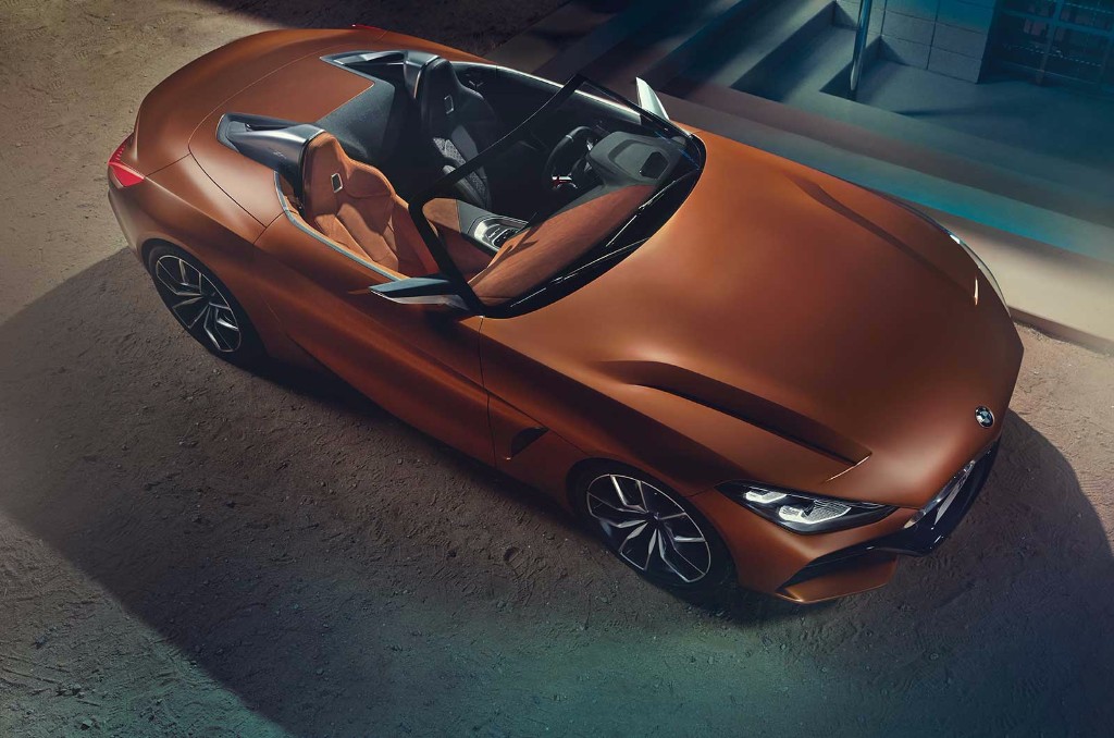BMW「Z4はスープラとは違う。BMWらしさを備えた究極のドライビングマシーンだ」