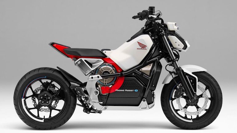 ホンダが東京MSで公開する「倒れない」バイク、Riding Assist-e。その技術はアシモの応用だった