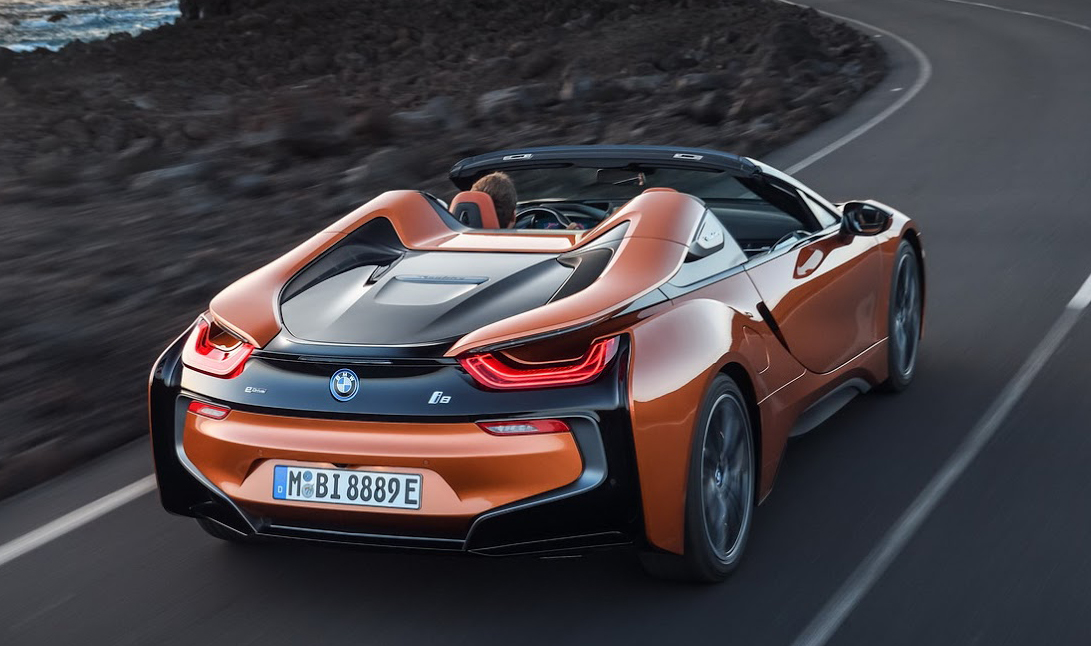 次期BMW i8はピュアEVではなくPHEV？3気筒から4気筒化され450馬力になるというウワサ