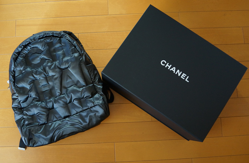 シャネルのバックパックを買ってみた。バッグなのに実用性無視、デザイン最優先の割り切りがナイス