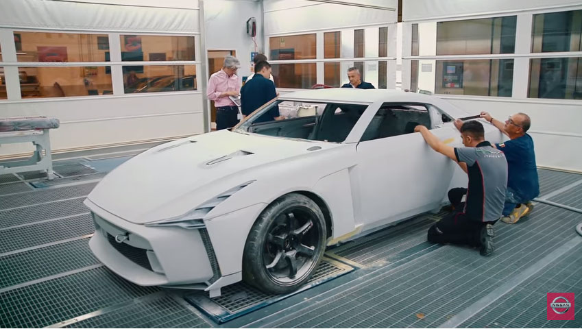 1台1.2億、日産GT-R50はこうやって作られる！職人がトンカチでトントンやって地道に製造されていた！