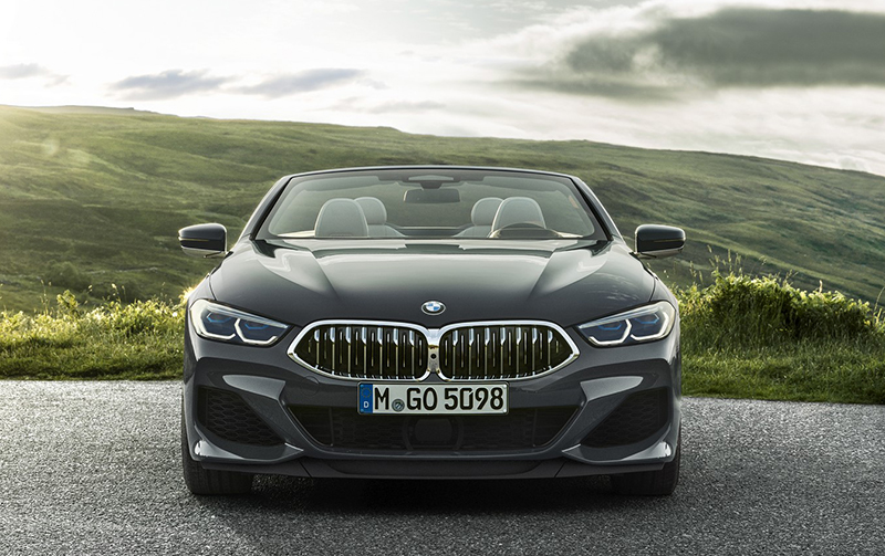 新型BMW 8シリーズ・カブリオレ正式発表！クーペとは異なる豪華内外装が与えられ、価格は9％アップ