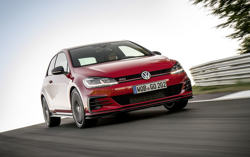 VWゴルフGTIに290馬力の「TCR」追加。FFニュル最速の座をシビック・タイプRから奪取できるか
