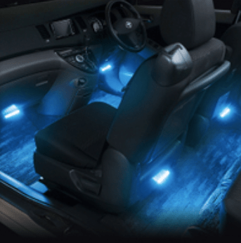 車内はイルミネーションでおしゃれに！LEDを使ったおすすめカスタム！
