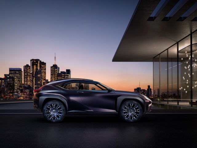 レクサスのコンパクトSUV「UX」の市販化が決定。若い世代をターゲット